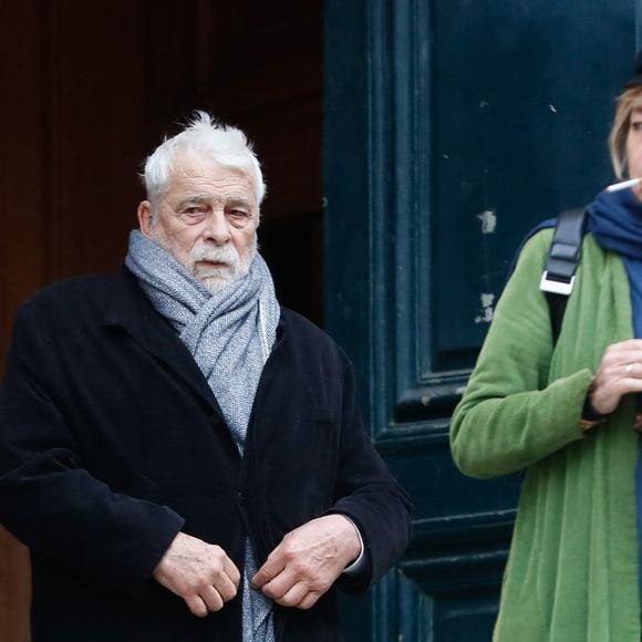 C'est sa femme Christine qui l'aidera à se libérer de son addiction. Aujourd'hui, Jacques Weber ne touche plus une goutte d'alcool. 

Jacques Weber et sa femme Christine - Sorties des obsèques de Niels Arestrup à l'Église Saint-Roch à Paris. Le 10 décembre 2024
© Christophe Clovis / Bestimage