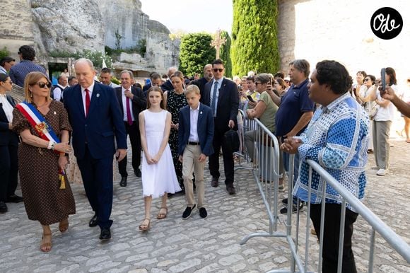 Le prince Albert II de Monaco, la princesse Charlène de Monaco, le prince Jacques de Monaco, marquis des Baux et la princesse Gabriella de Monaco lors de leur visite officielle aux Baux-de-Provence, France, le 5 septembre 2026. © OLivier Huitel/Pool MOnaco/Bestimage