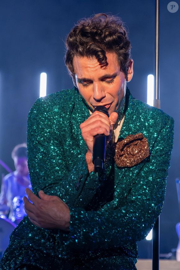 Le chanteur Mika, nom de scène de Michael Holbrook Penniman Jr, se produit en concert au festival d'été de Marostica, en Italie. Backgrid UK/ Bestimage