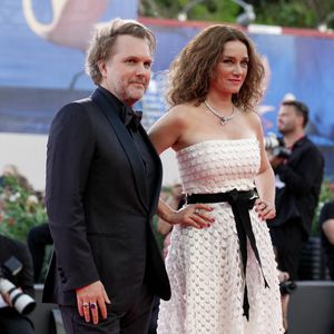 Marine Delterme a brillé avec son mari Florian Zeller
Florian Zeller et Marine Delterme - Tapis rouge du film "Bunker" à la Mostra de Venise © Lucia Sabatelli / Bestimage