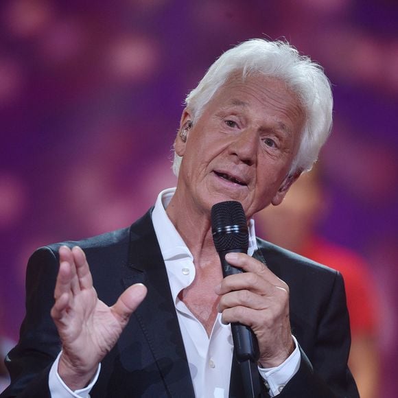 Exclusif - Gérard Lenorman - Enregistrement de l'émission "300 Chœurs chantent Les plus beaux duos" à Paris, qui sera diffusée le 8 janvier 2021 sur France 3.
© Tiziano Da Silva / Bestimage