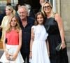 Didier Barbelivien avait 50 ans lorsqu'il a rencontré Laure. 

Didier Barbelivien, sa femme Laure et leurs filles Louise et Lola - Mariage de Claude Lelouch à la mairie du 18ème à Paris. Le 17 juin 2023