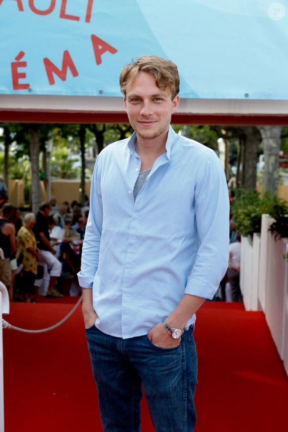 À 36 ans, Roby Schinasi a déjà une belle carrière à son actif.

Roby Schinasi - Première du film " Un beau Dimanche " lors du 11ème festival "Les Hérault du cinéma et de la télé 2014" au Cap d'Agde
Le 03 Juillet 2014