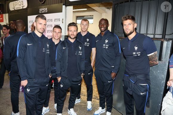 Morgan Schneiderlin, Kevin Gameiro, Yohan Cabaye, Jeremy Mathieu, Eliaquim Mangala et Benoit Costil visitant les écuries de l'hippodrome de Vincennes, à Vincennes, France, le 27 mai 2016. Photo by Jerome Domine/ABACAPRESS.COM
