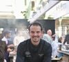 "J'ai le cœur serré ce matin", débute-t-il. Pour lui, comme pour tant de Parisiens et de touristes, ce marché au concept unique représentait bien plus qu'une simple halle alimentaire.

Juan Arbelaez lors de l'inauguration de la 11ème édition du festival gastronomique "Taste" au Grand Palais à Paris le 21 mai 2026. © Alexandre Fay/PixPlanete/Bestimage