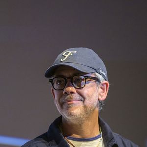 Manu Payet assiste à la première du film « Deviens génial » dans le cadre du festival CineComedies à Lens, en France, le 7 juin 2026. Photo : Blanquart C/ANDBZ/ABACAPRESS.COM