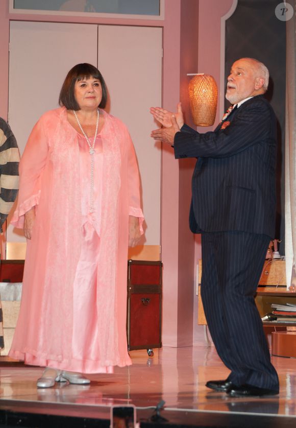 Exclusif -  Michèle Bernier et Francis Perrin - 50ème de la pièce "Lyly" avec M. Bernier et F. Perrin au théâtre de Paris le 27 mars 2025. © Coadic Guirec/Bestimage