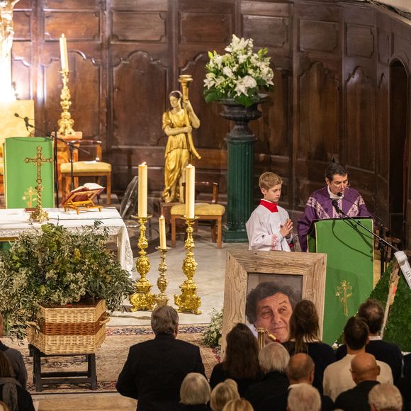Son influence et son empreinte ont profondément marqué l’histoire de Saint-Tropez

Exclusif - Obsèques de Patrice de Colmont, propriétaire du Club 55, en l'Eglise de Saint-Tropez, le 20 octobre 2025. 
© Florian Escoffier / Nice Matin / Bestimage
