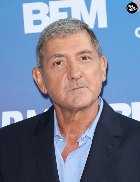 À la rentrée de septembre, il cumulera ce nouveau rôle tout en conservant sa tranche d'information sur LCI.

Yves Calvi lors de la conférence de presse de rentrée de BFM TV - RMC, du groupe Altice France, à Paris, en France, le 31 août 2023. © Coadic Guirec/Bestimage