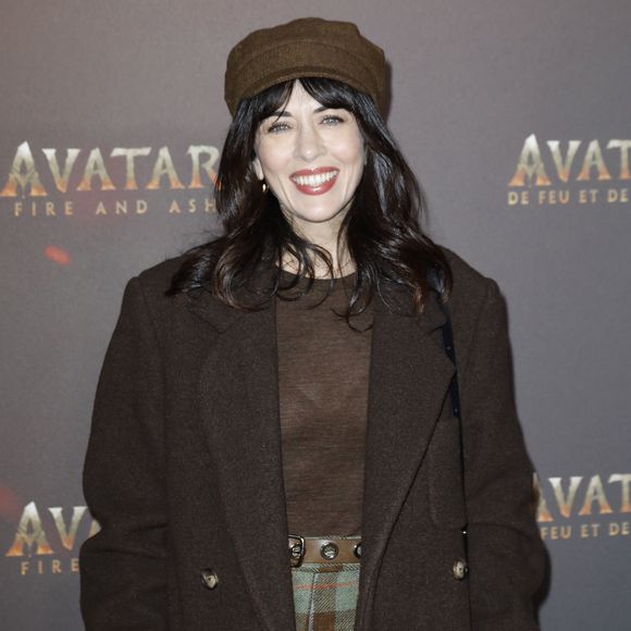 "avant que la musique" n'entre dans sa vie 

Nolwenn Leroy - Avant-première du film "Avatar : Fire and Ash" (Avatar : de Feu et de Cendres) à la Seine Musicale de Boulogne-Billancourt le 5 décembre 2025. © Marc Ausset-Lacroix/Bestimage