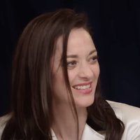 Marion Cotillard use du même stratagème que Kate Middleton pour ne pas être repérée