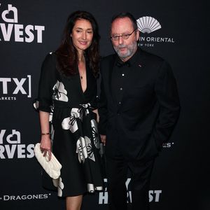 Jean Reno et Zofia Borucka assistent au Gala City Harvest au restaurant Cipriani à New York, NY le 22 avril 2025. Photo par Charles Guerin/ABACAPRESS.COM