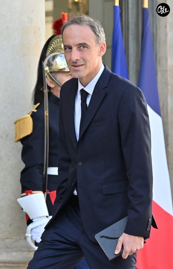 Raphaël Glucksmann, président de Place publique, à l'Elysée pour une réunion avec Emmanuel Macron, le 18 septembre 2026.

© Christian Liewig/Bestimage