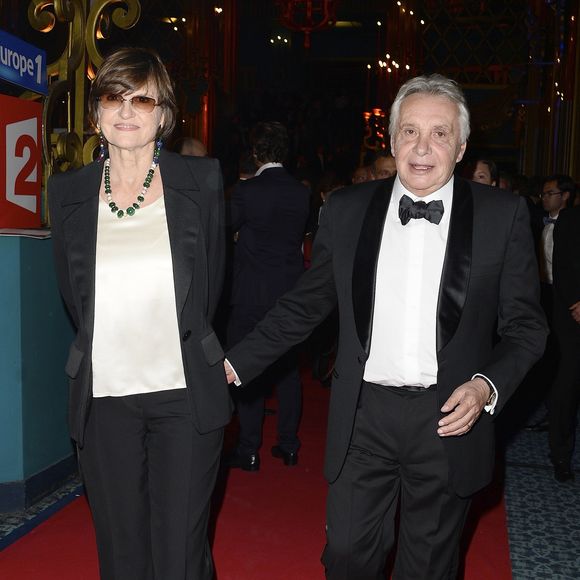 Michel Sardou et sa femme Anne-Marie Périer - La 26e nuit des Molières aux Folies Bergère à Paris, le 2 juin 2014. Photo par COADIC GUIREC / BESTIMAGE