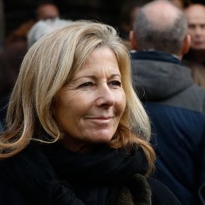 Claire Chazal - Sorties des obsèques de Philippe Tesson en l'église Saint-Germain des-Prés à Paris le 10 février 2023. © Christophe Clovis / Bestimage