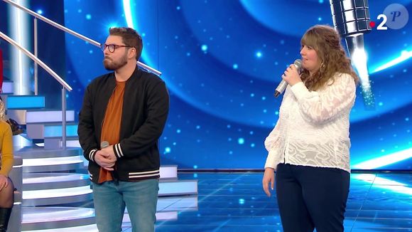 Des anciens amoureux se retrouvent sur le plateau de "N'oubliez pas les paroles", émission du 20 mars 2025, sur France 2