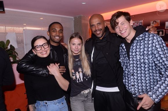 Exclusif - Chris Camalon, Lucie Bernardoni, Carla Dona, Joël Bouraïma, Stanislas Souffoy-Rittner - Ahcène (ex-candidat de la star Academy 2022) lors de sa release party au Break à Paris le 2 novembre 2023.

© Rachid Bellak / Bestimage