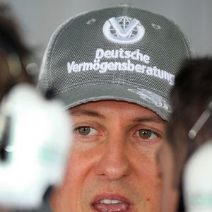 Le pilote allemand de Formule 1 Michael Schumacher de Mercedes GP lors de la première séance d'entraînement sur le circuit international de Bahreïn à Sakhir, Bahreïn, le 12 mars 2010. Photo by Jens Buettner/DPA/Cameleon/ABACAPRESS.COM