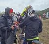 Loin des terrains de football, Aldo Barthez s'épanouit dans la pratique du motocross, un sport motocycliste très exigeant puisqu'il des courses de vitesse sur un circuit tout-terrain fermé et très accidenté. 

Fabien Barthez au côté de son fils Aldo en novembre 2025, lors d'un Championnat organisé  par la Ligue Motocycliste Occitanie.

Instagram Aldo Barthez