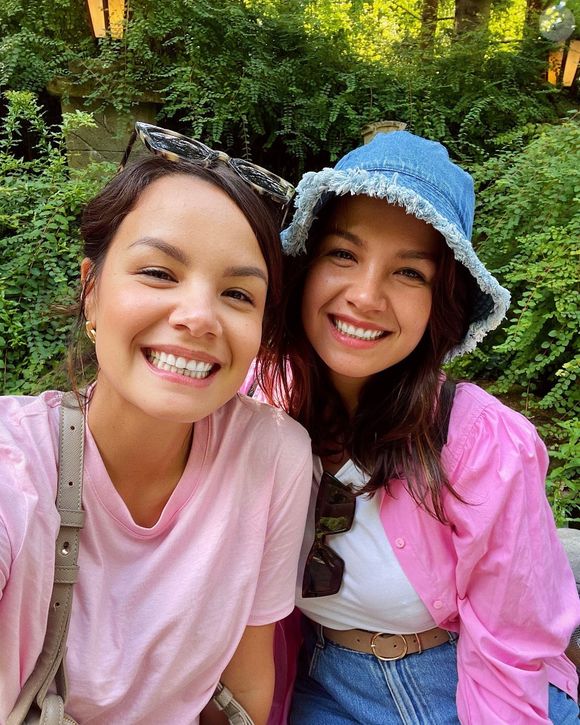 Connues sur Instagram, elles ont dû cacher leur participation à leurs abonnés
Les jumelles Alison et Amandine participent à "Pékin Express 2025"