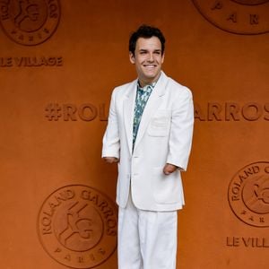 Théo Curin au village lors des Internationaux de France de Tennis de Roland Garros 2025, à Paris, France, le 8 juin 2025. Cyril Moreau/Bestimage