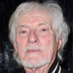 Hugues Aufray assiste à la cérémonie de remise des Insignes de Chevalier des Arts et des Lettres a Vline Buggy a la Sacem a Paris, France le 09 Avril 2018. Photo by Aurore Marechal/ABACAPRESS.COM