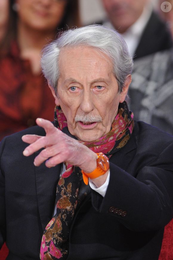 L'acteur est devenu propriétaire du haras de Villequoy, en 1992 et habitait à Auffargis dans une maison sublime.

Jean Rochefort - Enregistrement de l'émission " Vivement Dimanche " a paris diffusee le 10 mars 2013 AGENCE / BESTIMAGE