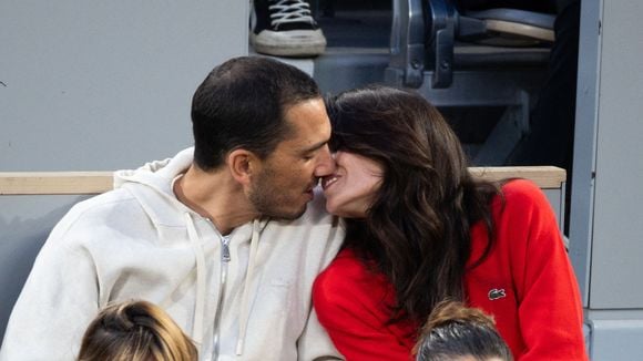 Les amoureux Samir Boitard et Louise Monot se lâchent dans les tribunes de Roland-Garros !