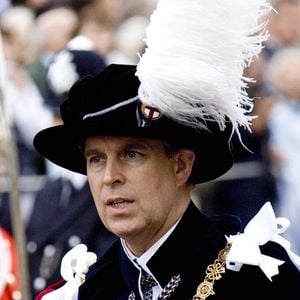 Le prince Andrew, empêtré dans des scandales, renonce à son titre royal et ses honneurs. Photo par PA Photo/ Bestimage