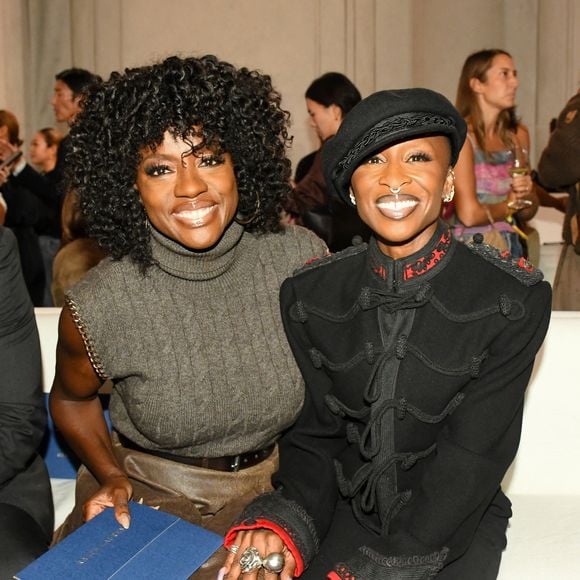 Viola Davis, Cynthia Erivo au défilé Ralph Lauren, collection prêt-à-porter printemps/été 2027 à New York, le 9 septembre 2026. Crédit photo : BFA.com / Backgrid USA / Bestimage