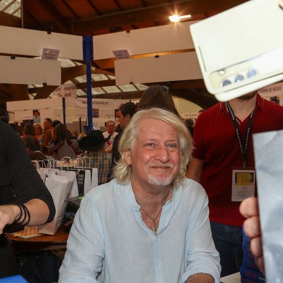 Patrick Sébastien à la Halle Georges Brassens de Brive-la-Gaillarde pour la Foire du Livre de Brive , le 9 novembre 2024. © Jean-Marc Lhomer / Bestimage