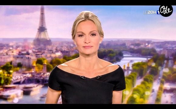 Audrey Crespo-Mara a fait son retour ce soir (25/07/2025) au JT de 20h de TF1 une semaine après les obsèques de son mari Thierry Ardisson.
© Capture TV via Bestimage
