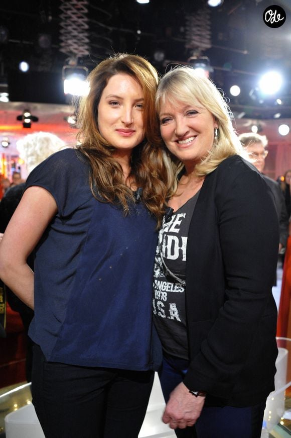 Charlotte de Turckheim et Julia Piaton lors de l'enregistrement de l'émission Vivement dimanche en 2012
Bestimage / Guillaume Gaffiot