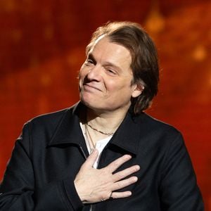 Bénabar porte son dernier album, "Le Soleil des absents", sur la scène des festivals.


Exclusif - Benabar pour les surprises de l'enregistrement de l'émission "La Boîte à secrets", présentée par F.Bollaert et diffusée sur France 3, dans les studios du Lendit à Saint-Denis, France. © Cyril Moreau/Bestimage