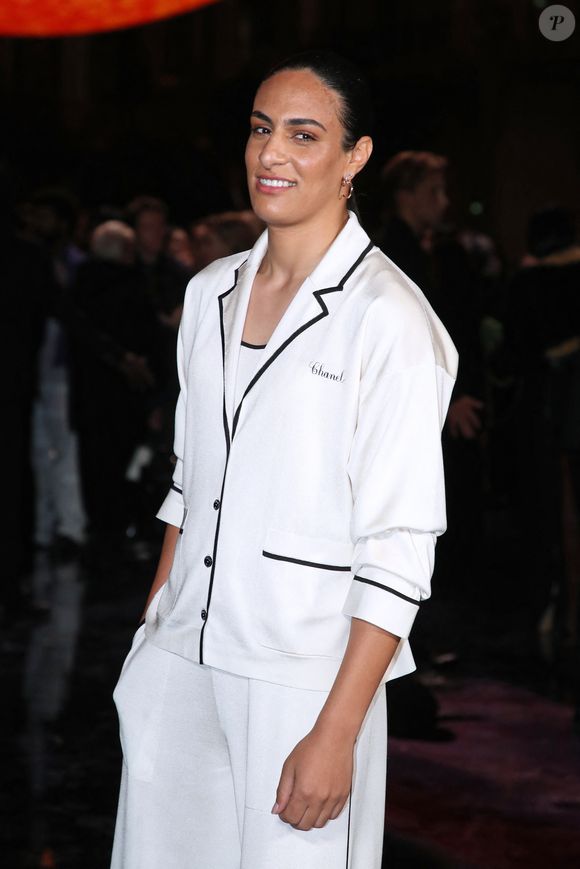 Imane Khelif - Célébrités au Défilé Chanel, Collections Prêt-à-porter Printemps / Eté 2026, dans le cadre de la Fashion Week de Paris. Au Grand Palais à Paris, France, le 06 Octobre 2025. 

© Bertrand Rindoff / Bestimage