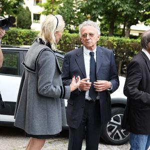 Nelson Monfort lors de la cérémonie d'enterrement de Daniel Bilalian à l'église Saint-Pierre de Neuilly-sur-Seine, près de Paris, France, le 22 mai 2025. Photo par Raphael Lafargue/ABACAPRESS.COM