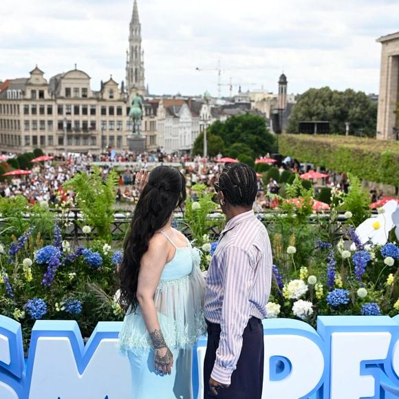 Rihanna, enceinte, et son compagnon A$AP Rocky (ASAP) aux arrivées et au photocall de la première du film Les Schtroumpfs au Mont des Arts à Bruxelles, Belgique, le 28 juin 2025. © Jan De Meuleneir/Photonews/Bestimage