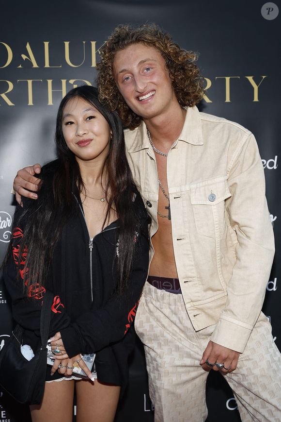 Exclusif - Joalukas Noah avec Jade Hallyday lors de la soirée d'anniversaire de Joalukas Noah, fils de Yannick Noah et Isabelle Camus, pour ses 18 ans à Paris le 10 juin 2022. © Cyril Moreau / Bestimage