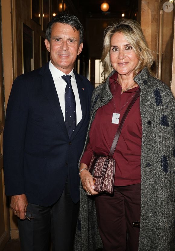 Semi-Exclusif - Manuel Valls et sa femme Suzana Gallardo - Soirée de mobilisation "L'Europe contre l'antisémitisme" au théâtre Antoine à Paris le 3 juin 2024. © Coadic Guirec/Bestimage