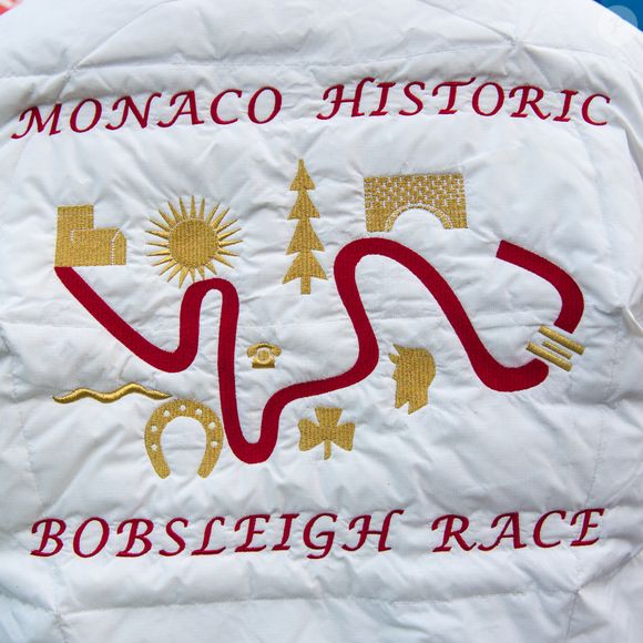 Ambiance - Le Prince Albert II de Monaco participe à la course de bobsleigh "Monaco Bob Historic" à Saint-Moritz en Suisse le 23 janvier 2015.  |19492381 - Le Prince Albert II de Monaco participe à la course de Bobsleigh "Monaco Bob Historic" à Saint-Moritz en Suisse
Action Press / Bestimage