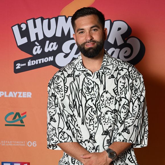 Exclusif - Kendji Girac au photocall lors de l'enregistrement de l'émission "L'humour à la plage" pour la 2eme édition du festival de Juan les Pins à la pinède Gould le 27 juin 2025. © Bruno Bebert / Bestimage