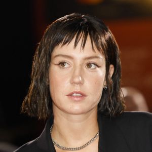 C’est auprès de "Konbini" qu’elle a raconté avoir dû jouer une scène durant laquelle elle se trouvait au bord d’une piscine à surveiller un enfant dans l’eau.

Adele Exarchopoulos assiste au tapis rouge de "Chien 51" lors du 82ème Festival International du Film de Venise le 06 septembre 2025 à Venise, Italie. Photo by Marco Piovanotto/Abacapress.com