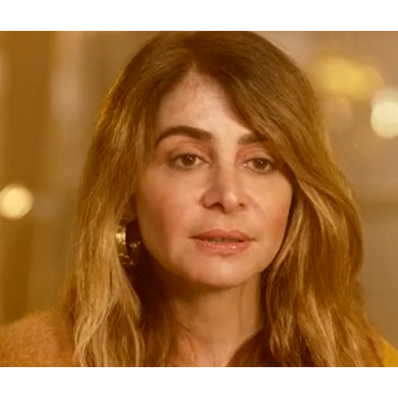 Lors du dernier prime de "Danse avec les stars", Julie Zenatti a encore une fois évité l'élimination pour son plus grand plaisir.

Julie Zenatti dans "Danse avec les stars", TF1