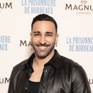 Info - Après les « Traîtres » sur M 6, Adil Rami va aussi participer à « Danse avec les Stars » sur TF1 - Adil Rami - Photocall de la soirée du film "La Prisonnière de Bordeaux" sur la plage Magnum lors du 77ème Festival International du Film de Cannes, France, le 18 mai 2024. © Jeremy Melloul / Magnum Cannes via Bestimage