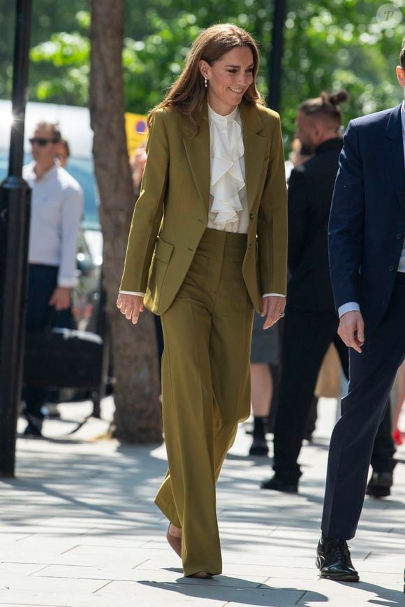 Catherine (Kate) Middleton, princesse de Galles, arrive aux studios "180 Strand" à Londres. GOFF INF / BESTIMAGE