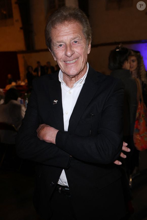 Henri Sannier assiste à la 29ème édition du Festival de la Littérature et du Vin à Saumur, France, le 05 avril 2025. Photo par Jerome Domine/ABACAPRESS.COM