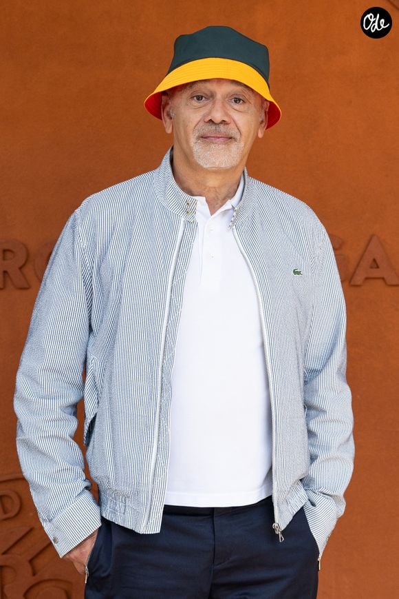 Selon l'AFP, cette opération visait notamment à accélérer le développement international de la marque, en particulier en Chine. 

Christian Louboutin au village lors des Internationaux de France de Tennis de Roland Garros 2026. Paris, le 1er juin 2026. 
© Jacovides / Moreau / Bestimage