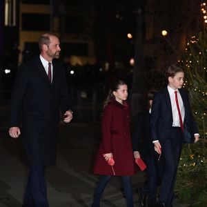 George et Louis se sont mis sur leur 31 !

Le prince William, prince de Galles, le prince George de Galles, la princesse Charlotte de Galles, et le prince Louis de Galles, assistent au service Together At Christmas Carol à l'abbaye de Westminster à Londres, Royaume-Uni, le 6 décembre 2024. © Justin Goff/GoffPhotos/Bestimage