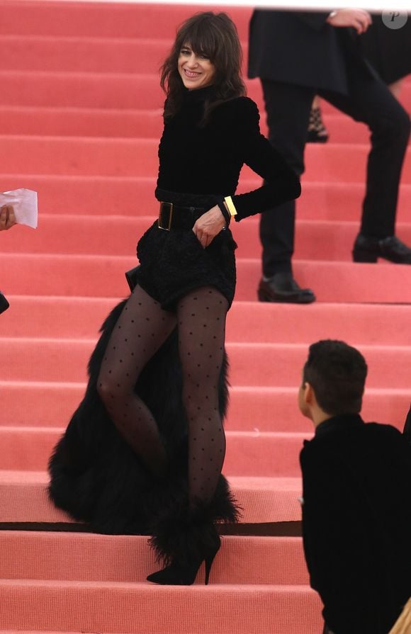 Charlotte Gainsbourg et Rami Malek arrivent à la 71ème édition du MET Gala (Met Ball, Costume Institute Benefit) sur le thème "Camp: Notes on Fashion" au Metropolitan Museum of Art à New York, le 6 mai 2019. © Morgan Dessalles / Charles Guerin / Bestimage USA
