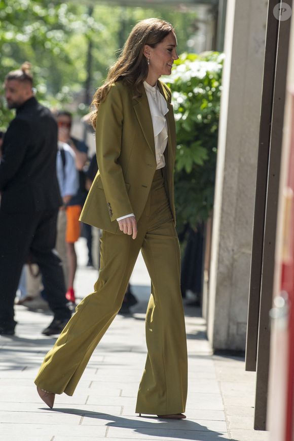Catherine (Kate) Middleton, princesse de Galles, arrive aux studios "180 Strand" à Londres. GOFF INF / BESTIMAGE